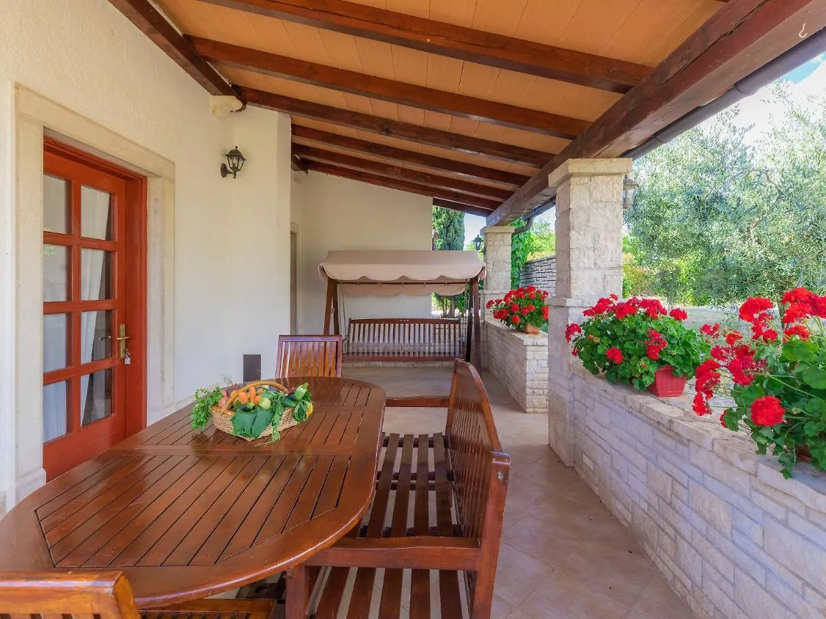 Apartment Ivan & Tina - Roj456 By Interhome Kanfanar