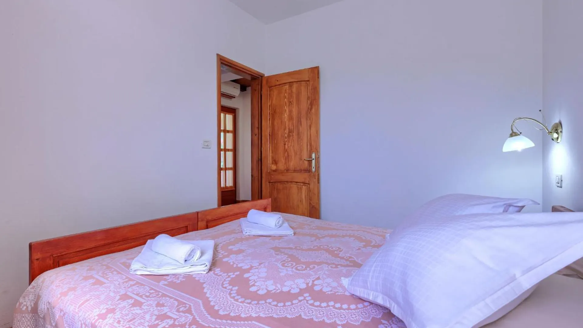 Apartment Ivan & Tina - Roj456 By Interhome Kanfanar Hırvatistan